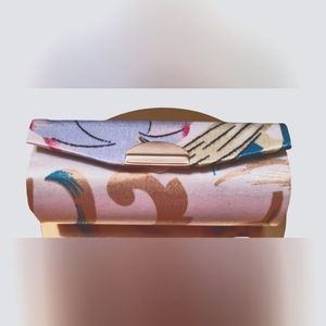 NEW! LIPSTICK CASE WITH MIRROR. BEAUTIFUL DESIGN. STURDY. PUSH BUT…